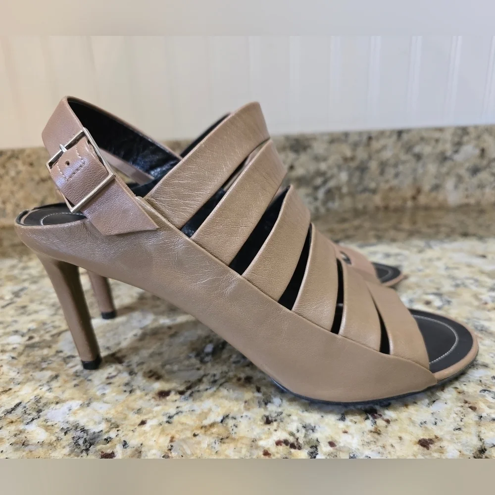 Balenciaga Sandals Strappy High Heels Stiletto Tan Leather Size 40 MSRP $1095 - Picture 3 of 7